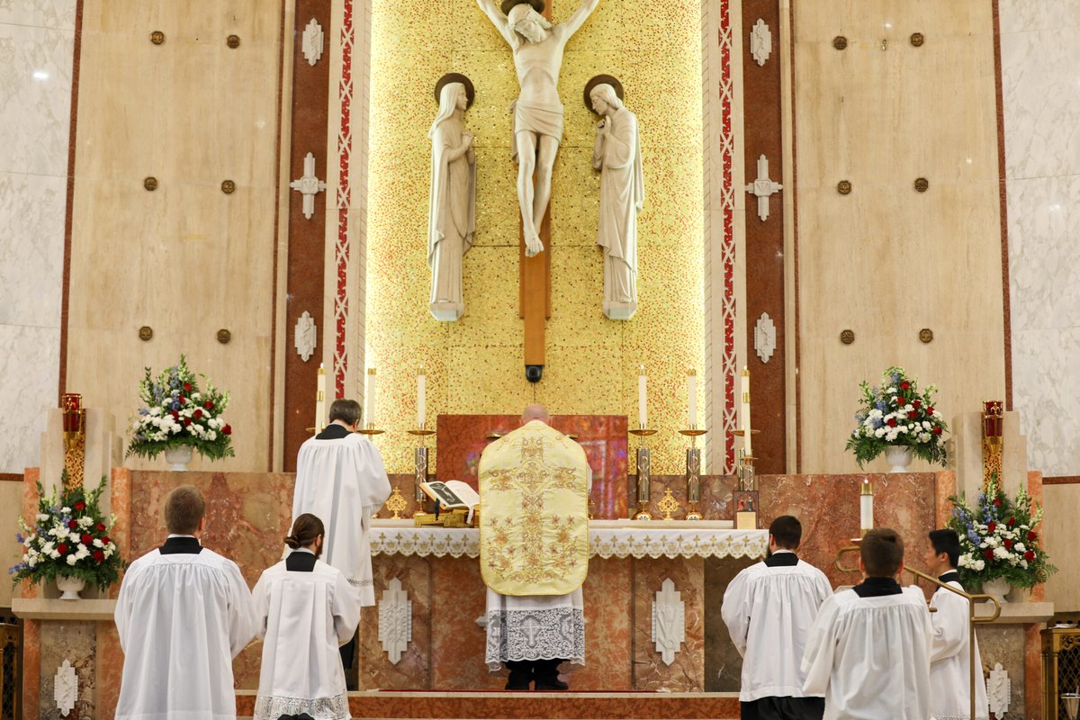 The Mass at the high altar